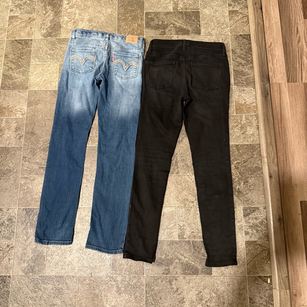 Old Navy Women's Blue and Black Skinny Jeans - Picture 8 of 11
